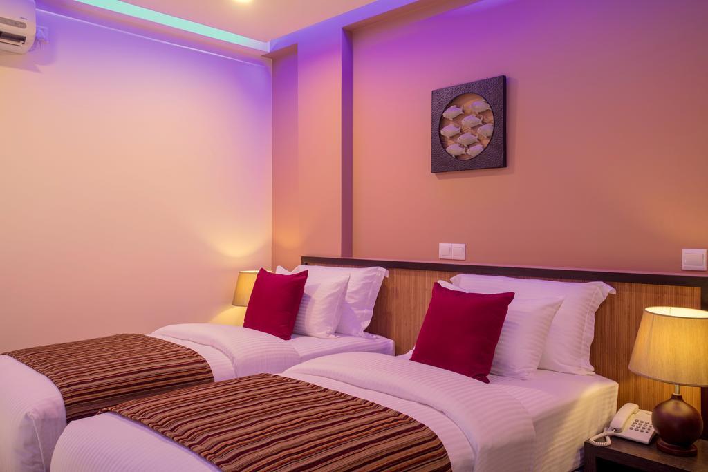 The Avenue & Spa Hulhumalé Exterior foto